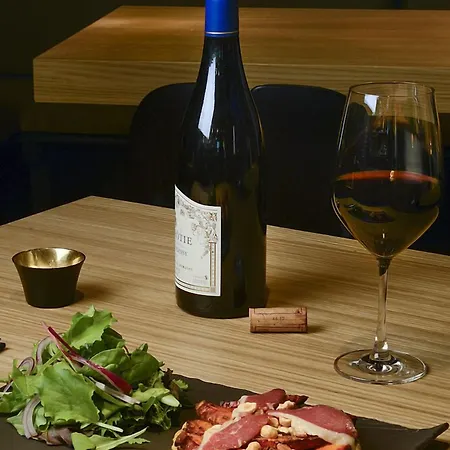 Ξενοδοχείο Hannong & Wine Bar