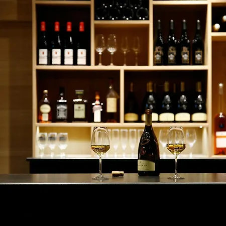 Hannong & Wine Bar Ξενοδοχείο 4*