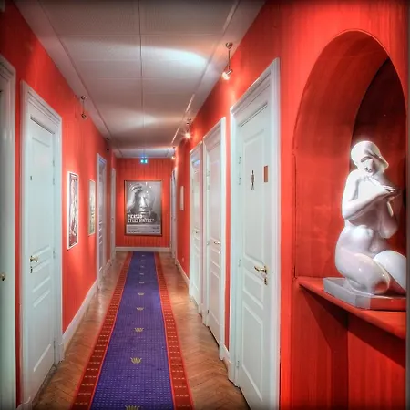 Ξενοδοχείο Hannong & Wine Bar 4*