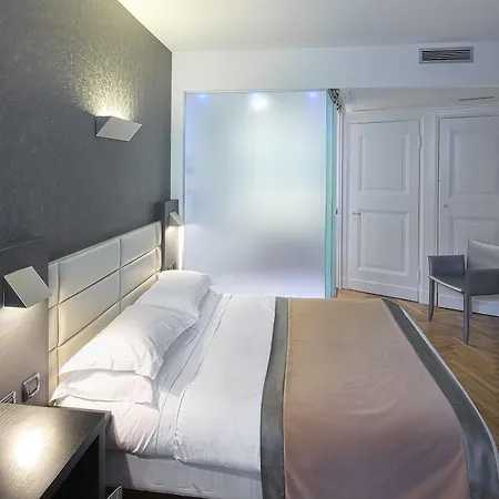 Hannong Hotel&wine Bar 4* Straßburg