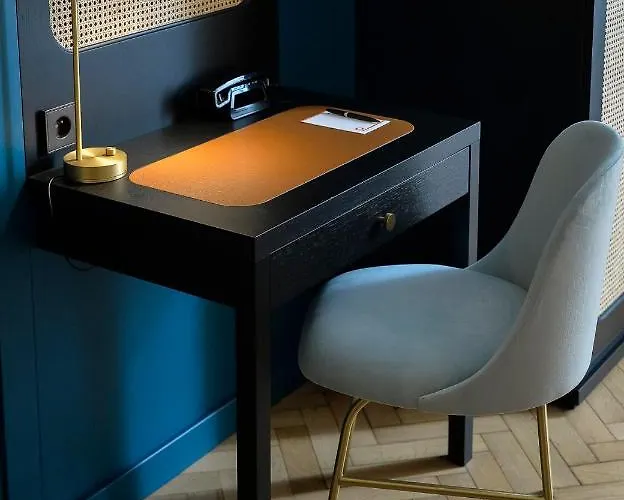 מלון Hannong & Wine Bar 4*