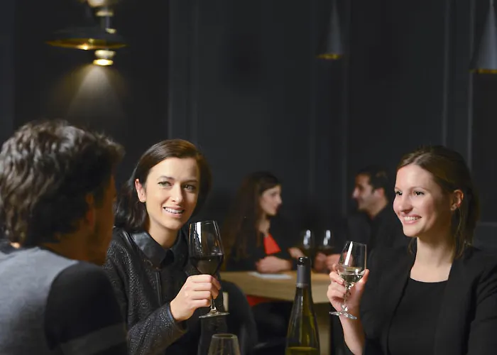 מלון Hannong & Wine Bar