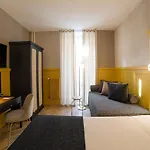 מלון Hannong & Wine Bar 4*